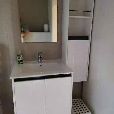 Zen'ny Apartment Hotton